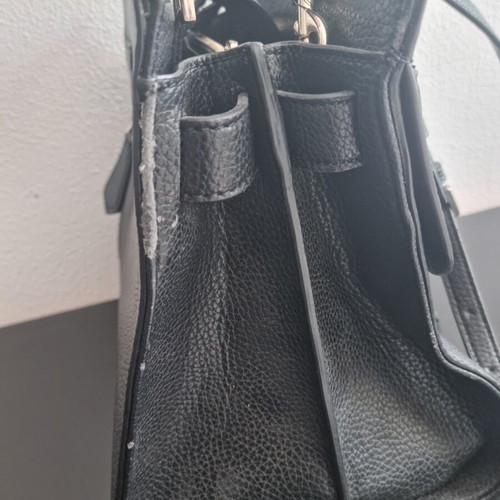 Guess shoulder handbag black used with detachable strap