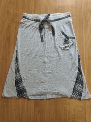 Casual skirt with plaid details and drawstring, used, gray melange