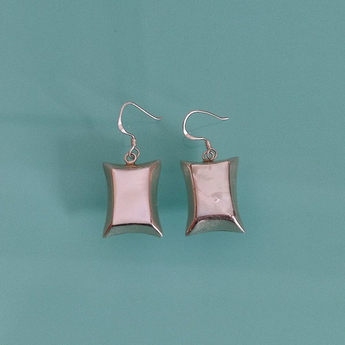 Silver 925 handmade Gianniotika dangling earrings with mother of pearl new