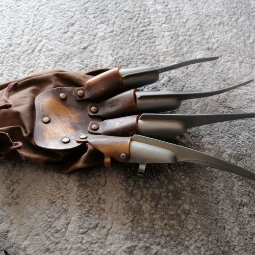 Freddy Krueger Glove 1984 used
