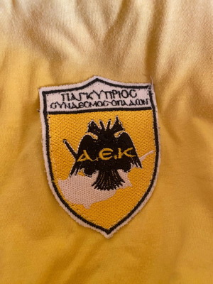 Μπλούζα AEK Κύπρου XL μεταχειρισμένη, μαύρη και κίτρινη