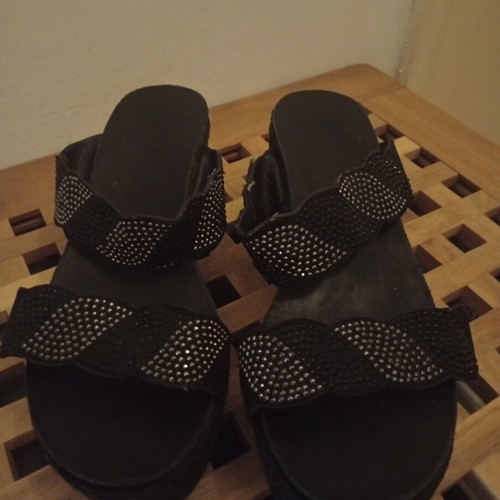 Vintage women's platform sandals flatform size 36 black like new