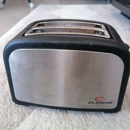 Toaster 2-Slice used
