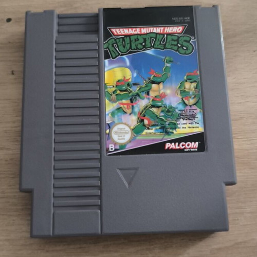 Teenage Mutant Hero Turtles NES cartridge used, Nintendo