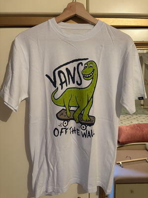 Vans T-shirt like new, white and green, size S