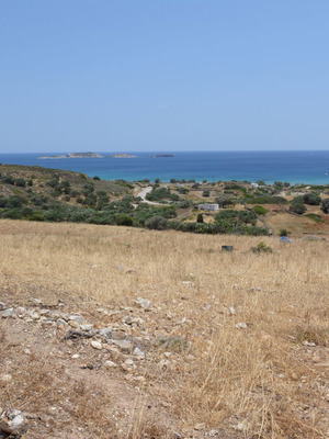 Land 6,400 m² in Kimolos with sea view, buildable