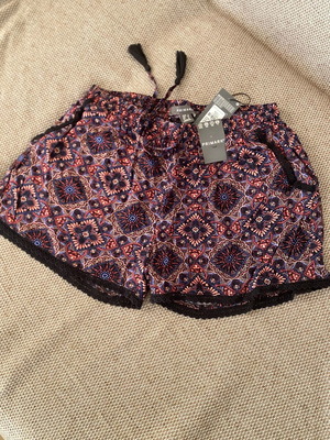 Primark γυναικείο σορτς boho βαμβακερό, καινούργιο, μέγεθος S, μοτίβο paisley