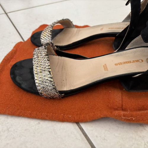Black sandals used with braided gold details, size 38