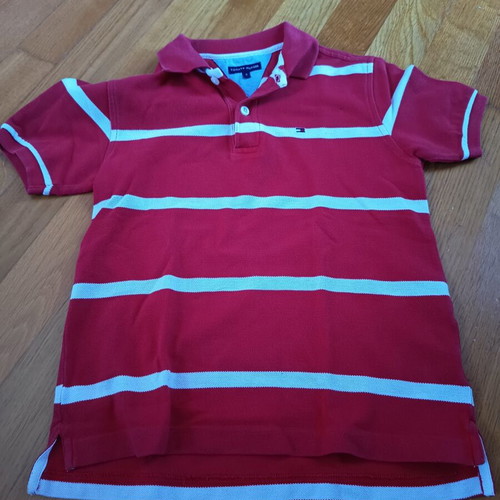 Tommy Hilfiger T-shirt kids size 7 like new, white and red