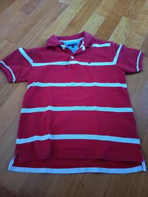 Tommy Hilfiger T-shirt kids size 7 like new, white and red