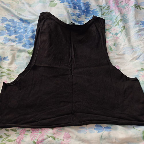 Black crop top used with front print, size L