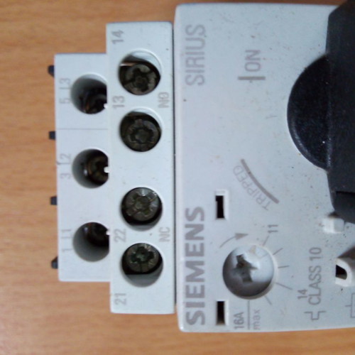 Siemens motor relays and switches used, functional