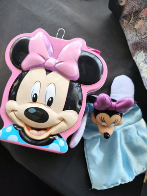 Minnie piggy bank like new with puppet figure