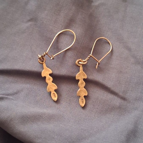 Silver vintage olive branch earrings