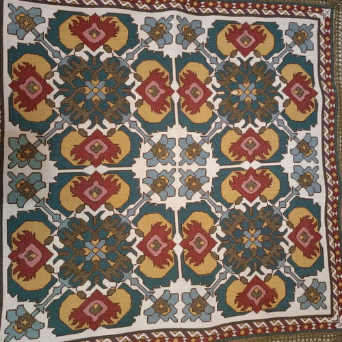 Embroidered tablecloth like new with fine stitching and beautiful colors