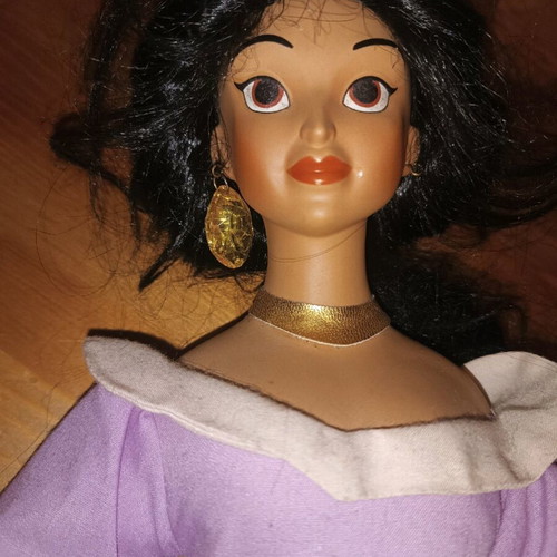 Porcelain doll Yasmine used from Aladdin by Disney