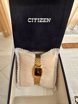 Citizen vintage women's wristwatch, gold tone