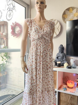Dress medium size, like new, elastic fabric with flattering smocked waist