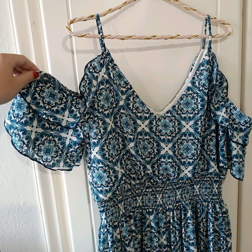 Women's maxi printed dress like new, white and blue, size L