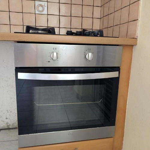Teka built-in gas oven and Whirlpool gas hob set