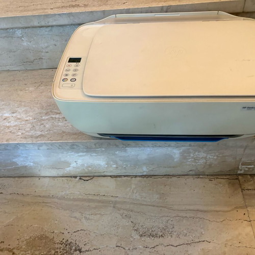 HP multifunction device like new with scanner and printer