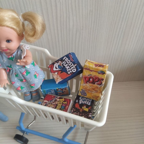 Barbie & Kelly Shoppin' Fun doll set used from 1996 with accessories
