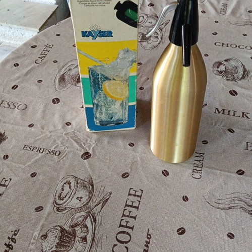 Soda siphon bottle, without cartridges
