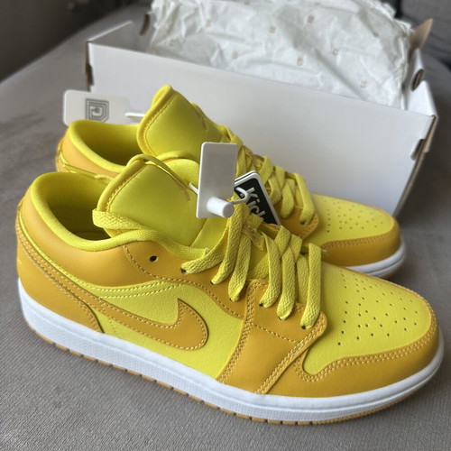 Nike Air Jordan 1 Low Yellow Strike Pollen Women’s Size 40 New