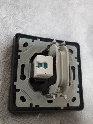 Single network socket CAT3 new, black
