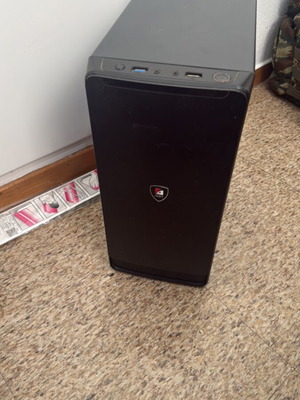Midi Tower Case used in good condition