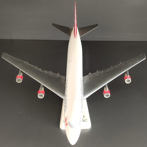 Virgin Atlantic Airplane Model with Stand 27cm like new