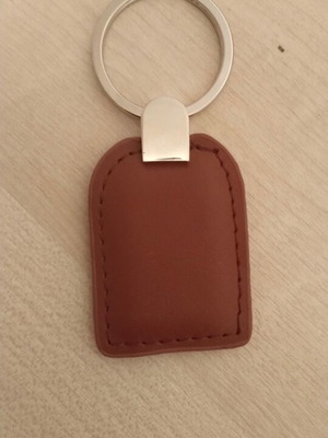Keychain in case new