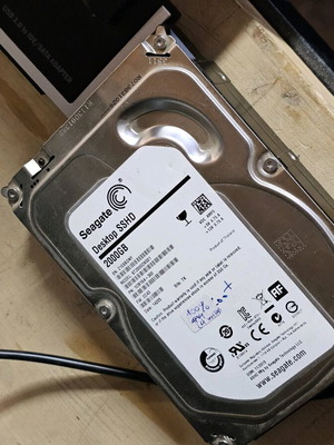 HDD диск 3.5" 2TB 100% здраве и производителност