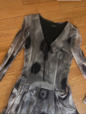 Artisti Italiani dress M gray like new, seta silk