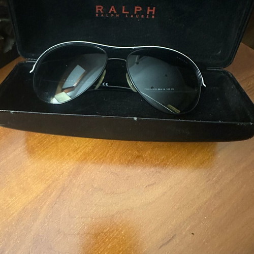 Ralph by Ralph Lauren RA 4050 Aviator sunglasses used, vintage Y2K style