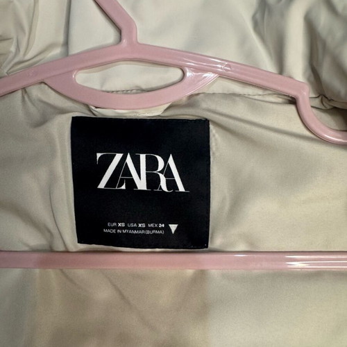 Zara sleeveless puffer jacket new, gray, size XS