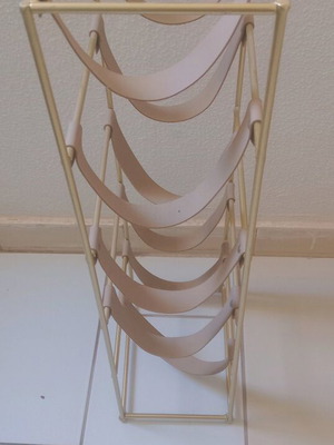 Wine rack like new, metal