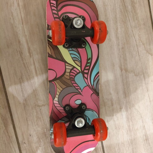 Skateboard for kids like new