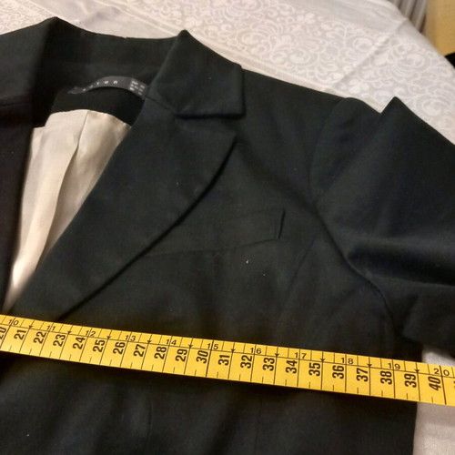 Women's short black jacket like new, size S