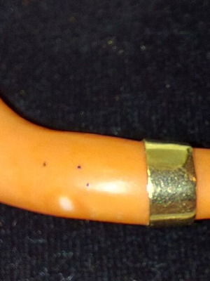Salmon pink coral gold-plated pendant like new, amulet for neck