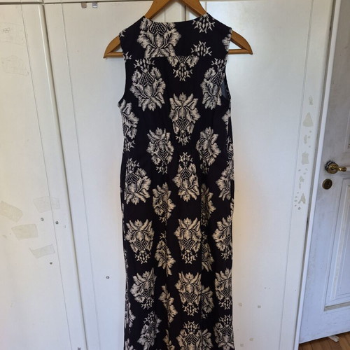 Maxi floral dress Urban new, one size, back shirring