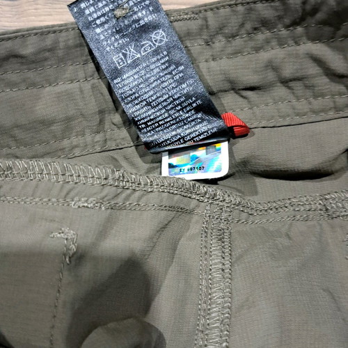 The North Face women's shorts like new, beige