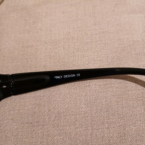 Myopia glasses Italian design with case