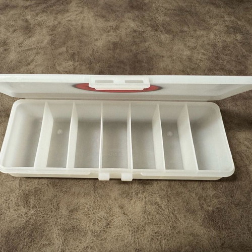 X-TREME STORES supplements case used