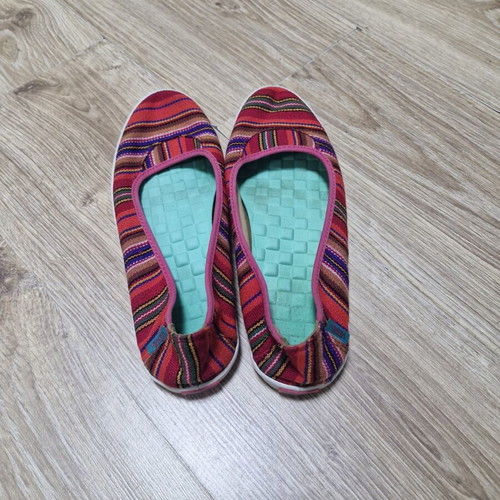 Vans espadrilles size 38 with ethnic motifs like new