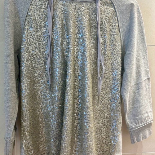 Juicy Couture sweatshirt with hood and sequins like new, size M