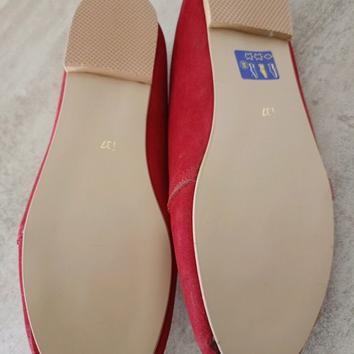 Kastoria women's shoes new, size 37, red