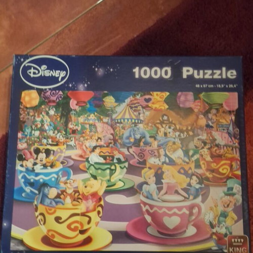 Disney Puzzle 1000pc like new