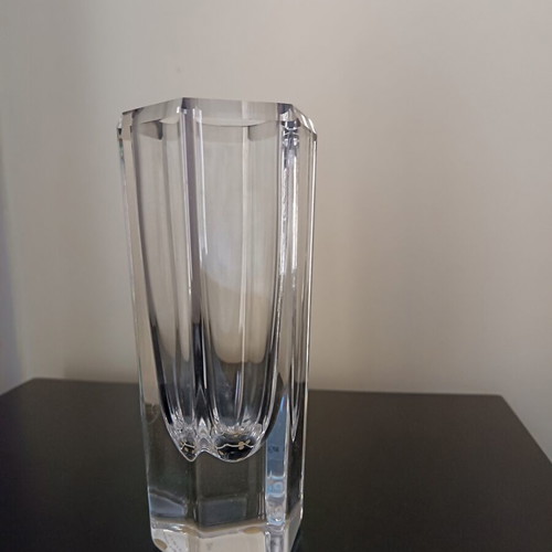 Kosta Boda crystal vase, height 18cm, diameter 8cm