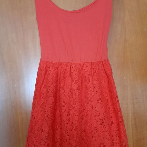 Stradivarius dress used, coral lace, size S